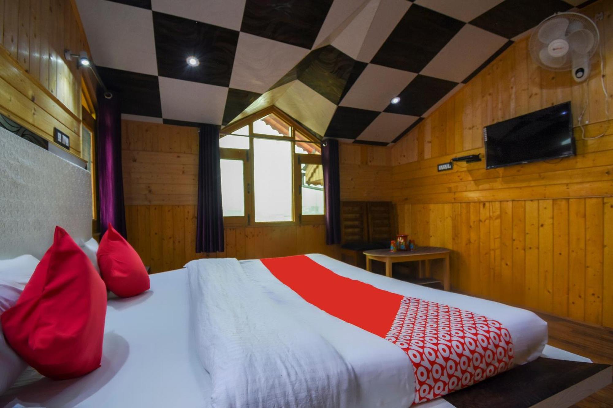 Oyo Hotel New Divine Kashmir Durgjan Dış mekan fotoğraf