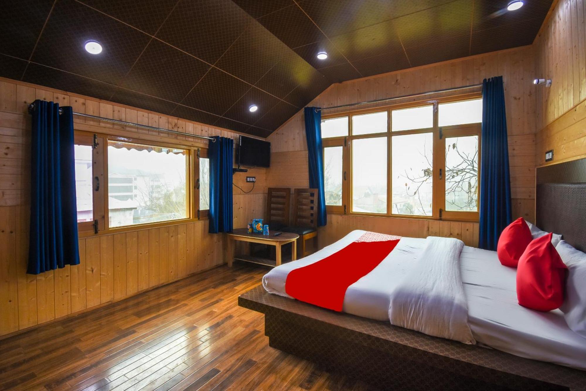 Oyo Hotel New Divine Kashmir Durgjan Dış mekan fotoğraf