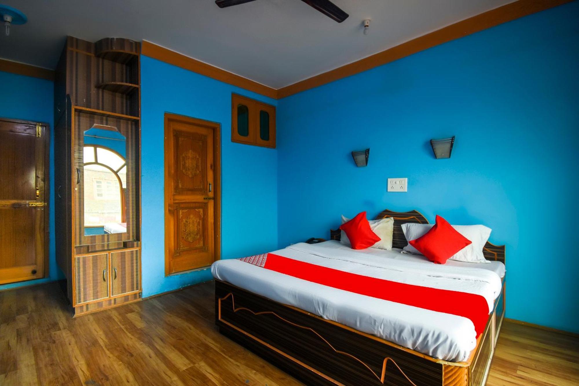 Oyo Hotel New Divine Kashmir Durgjan Dış mekan fotoğraf
