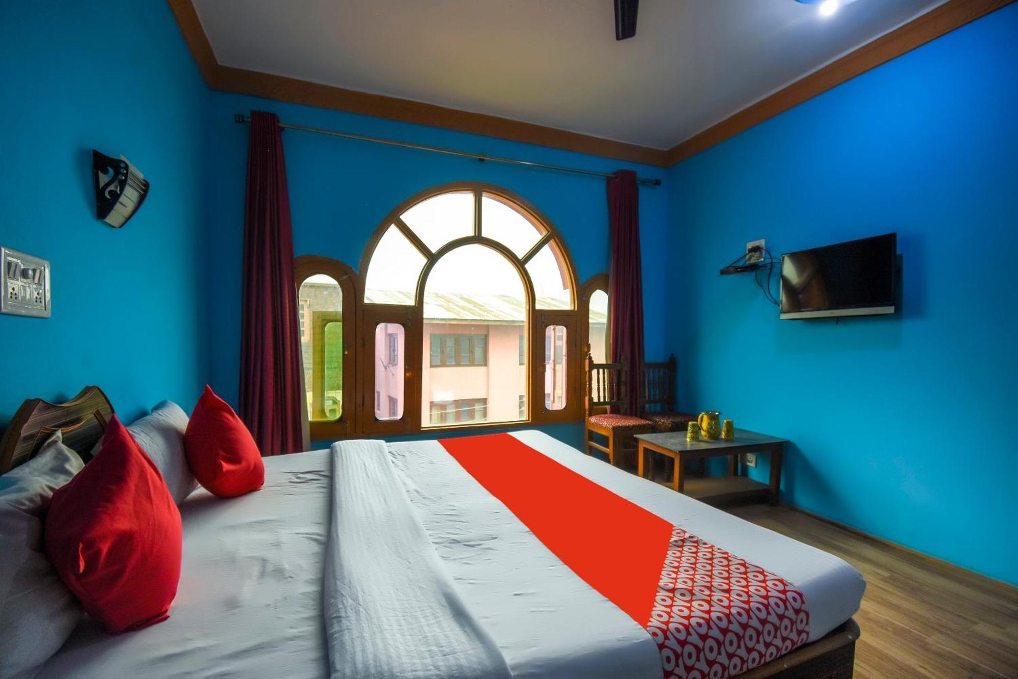 Oyo Hotel New Divine Kashmir Durgjan Dış mekan fotoğraf
