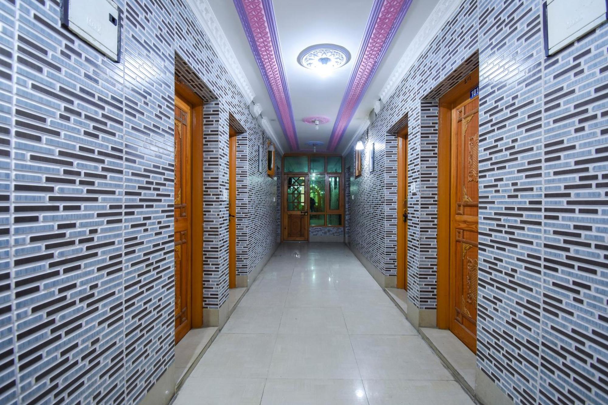 Oyo Hotel New Divine Kashmir Durgjan Dış mekan fotoğraf